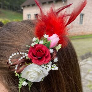 Grampo de flores típico alemão para Oktoberfest